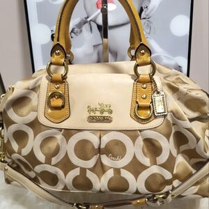 Coach Madison Satchel/Top Handle Bag Beige Bags & Handbags for Women